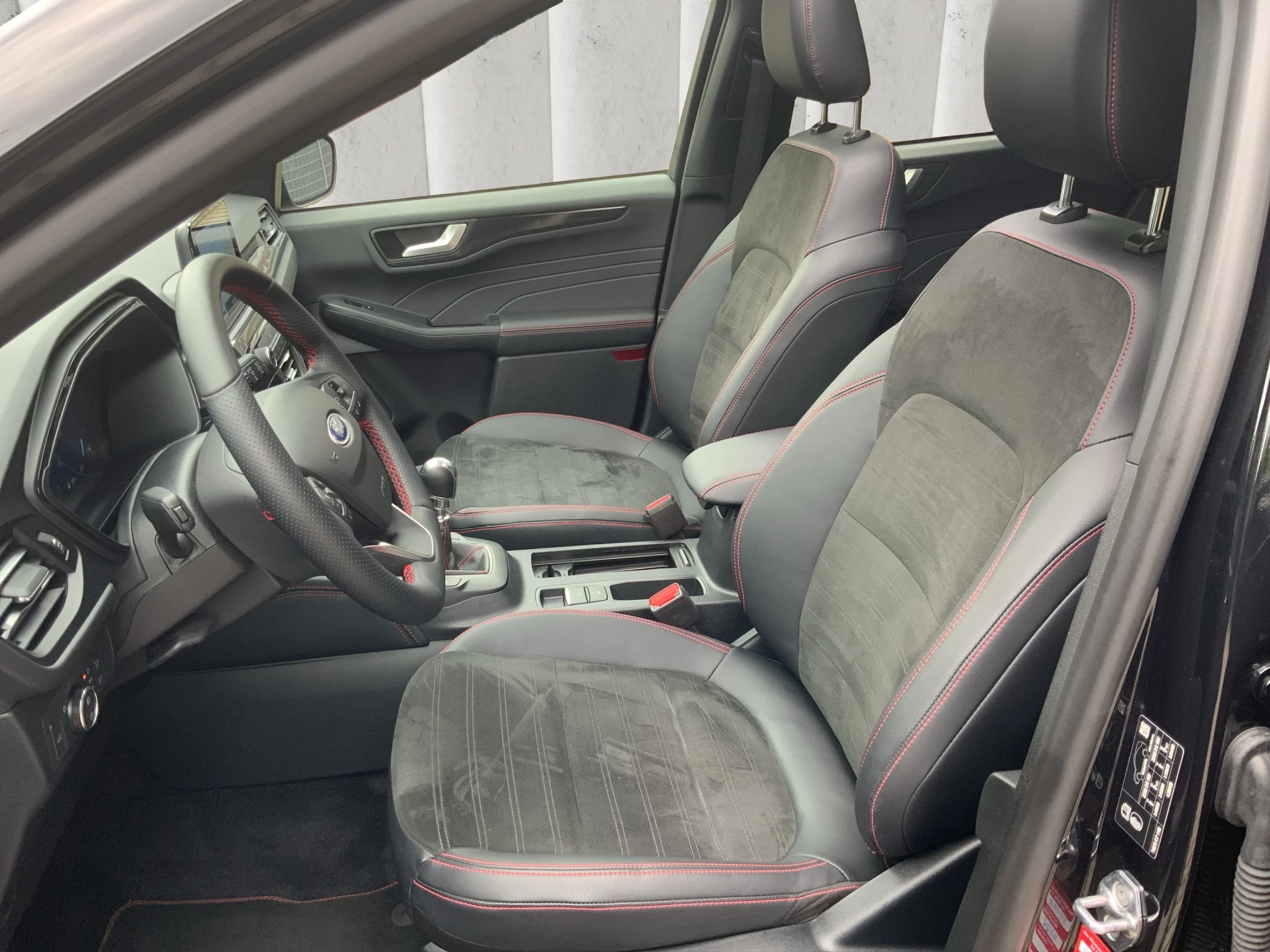 Ford Kuga ST-Line X*PANO*AHK*KAM*ACC*NAVI*SOUND-SYS. LED Pano SHZ 4xSHZ