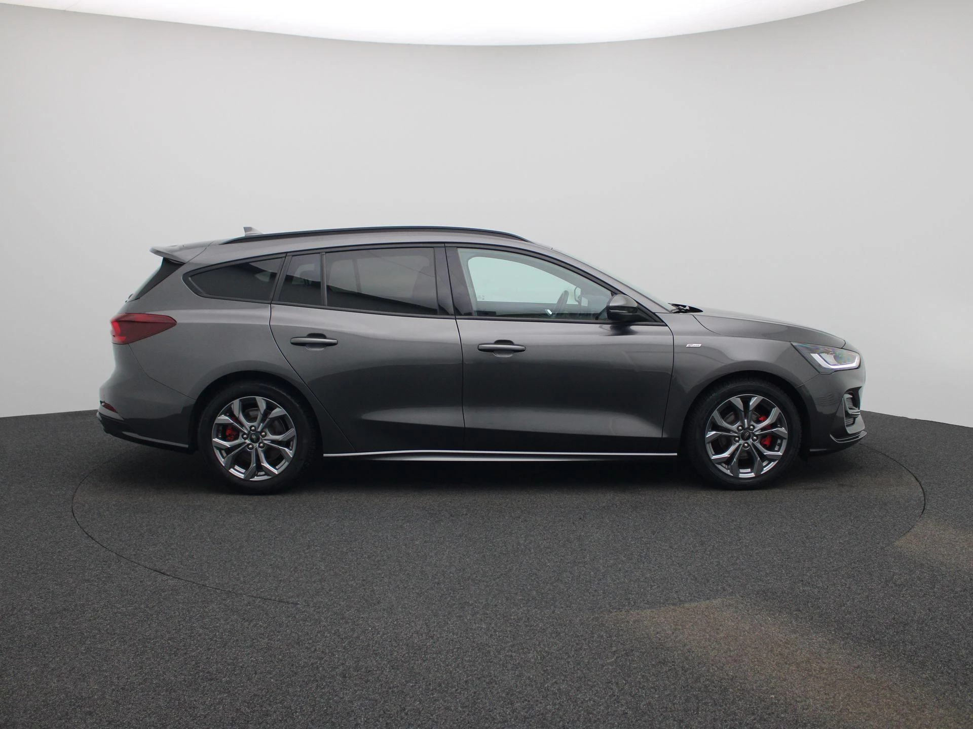 Ford Focus Wagon 1.0 EcoBoost Hybrid ST Line X