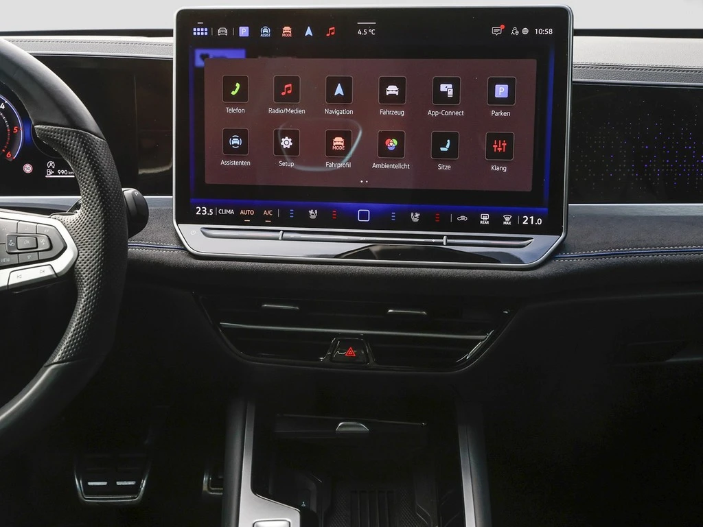 Volkswagen-Passat-image-11
