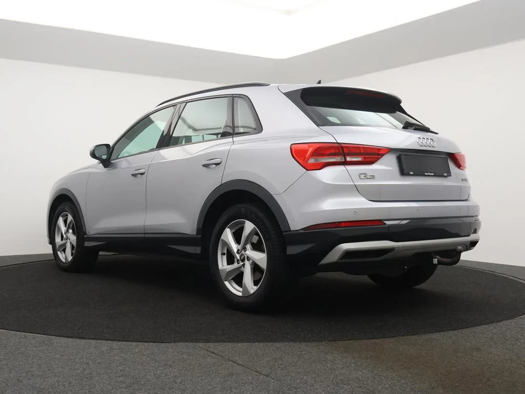 Audi-Q3-image-5