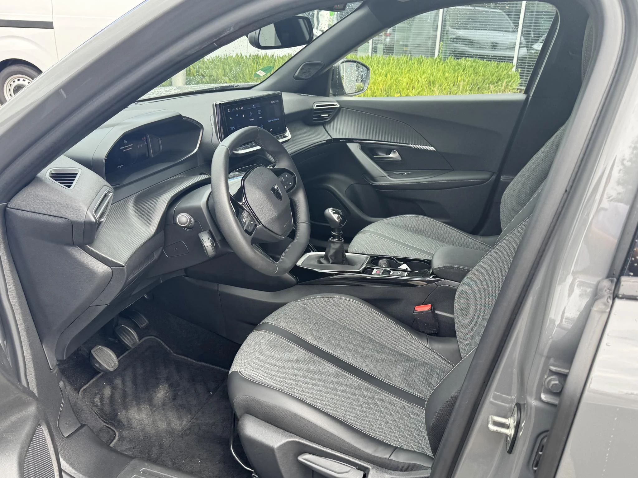 Peugeot-2008-image-11
