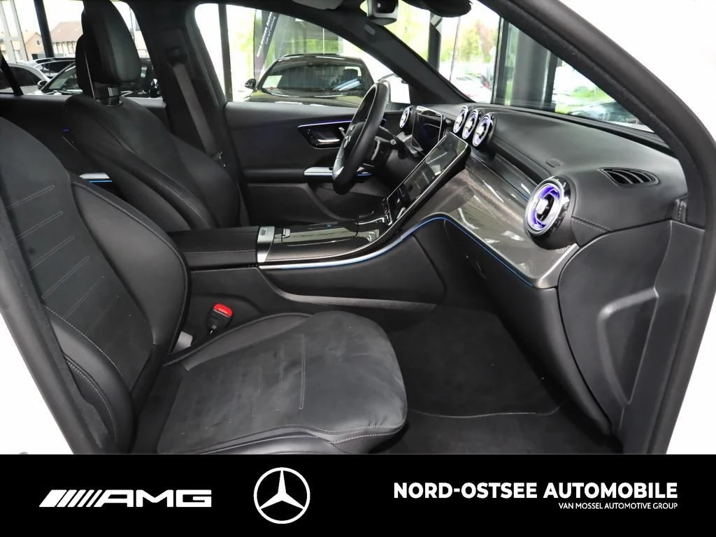 Mercedes-Benz GLC 300 d AMG 4M AHK DISTRONIC MBUX TOTWINKEL AMG Line
