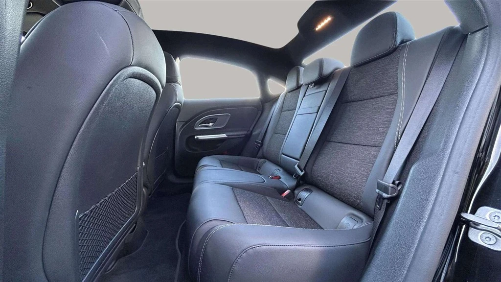 Mercedes-Benz-CLA-image-24