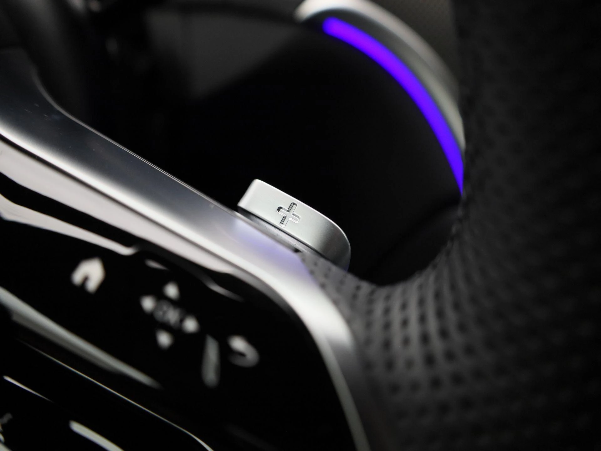 Mercedes-Benz-GLC-image-31