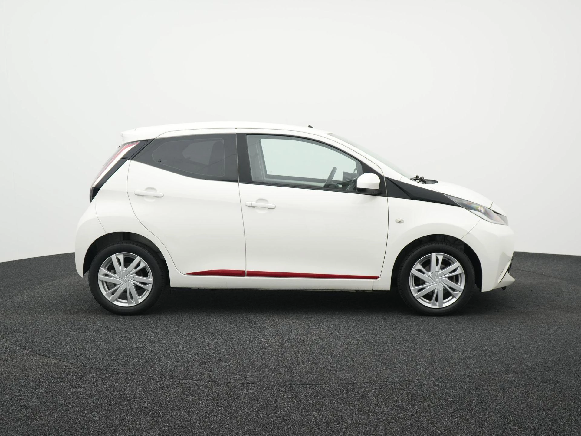Toyota-Aygo-image-5