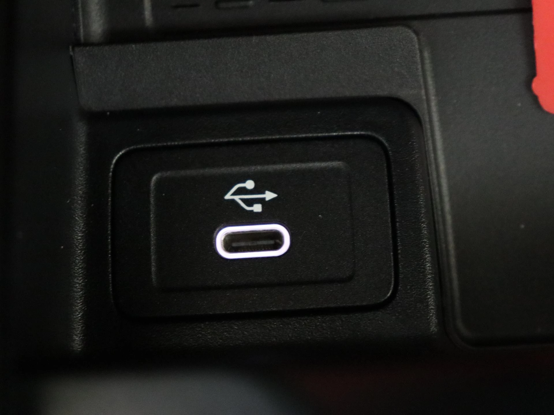 Mercedes-Benz-A-Klasse-image-23