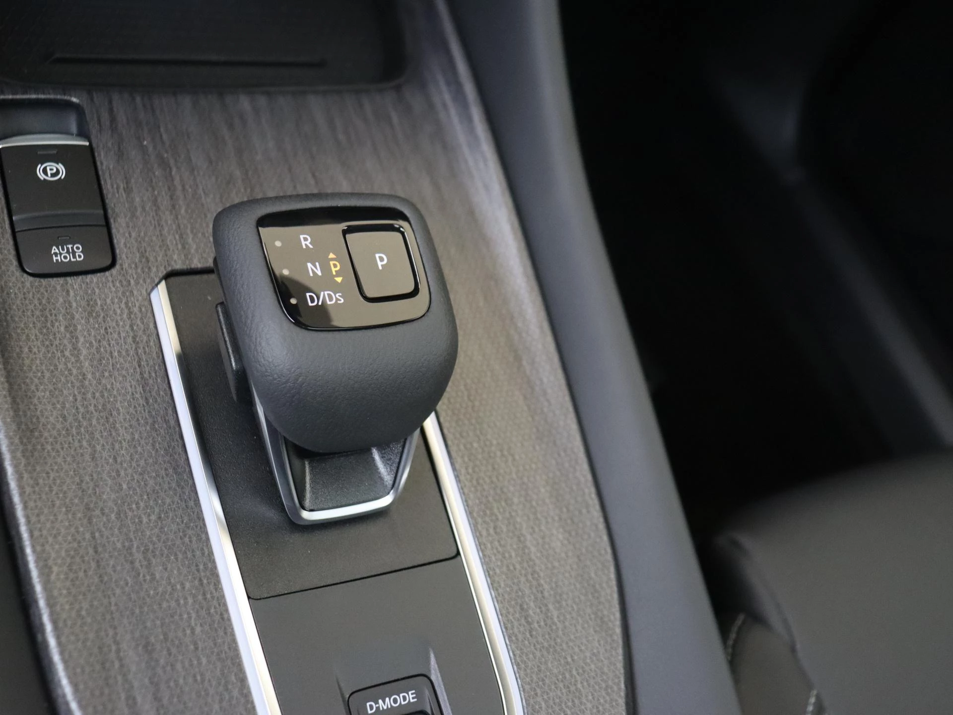 Nissan-QASHQAI-image-14