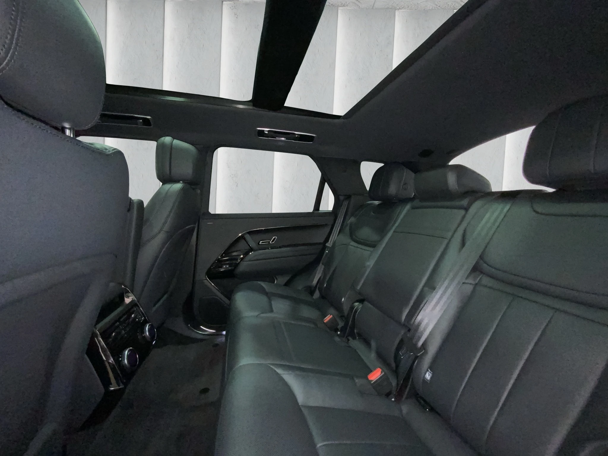 Land Rover-Range Rover Sport-image-7