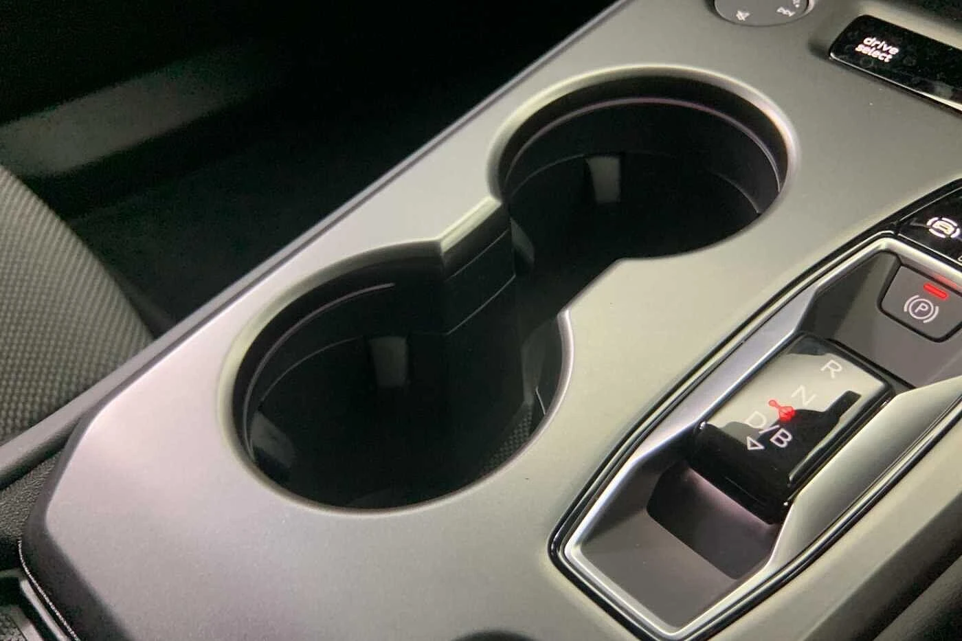 Audi-Q4 e-tron-image-18