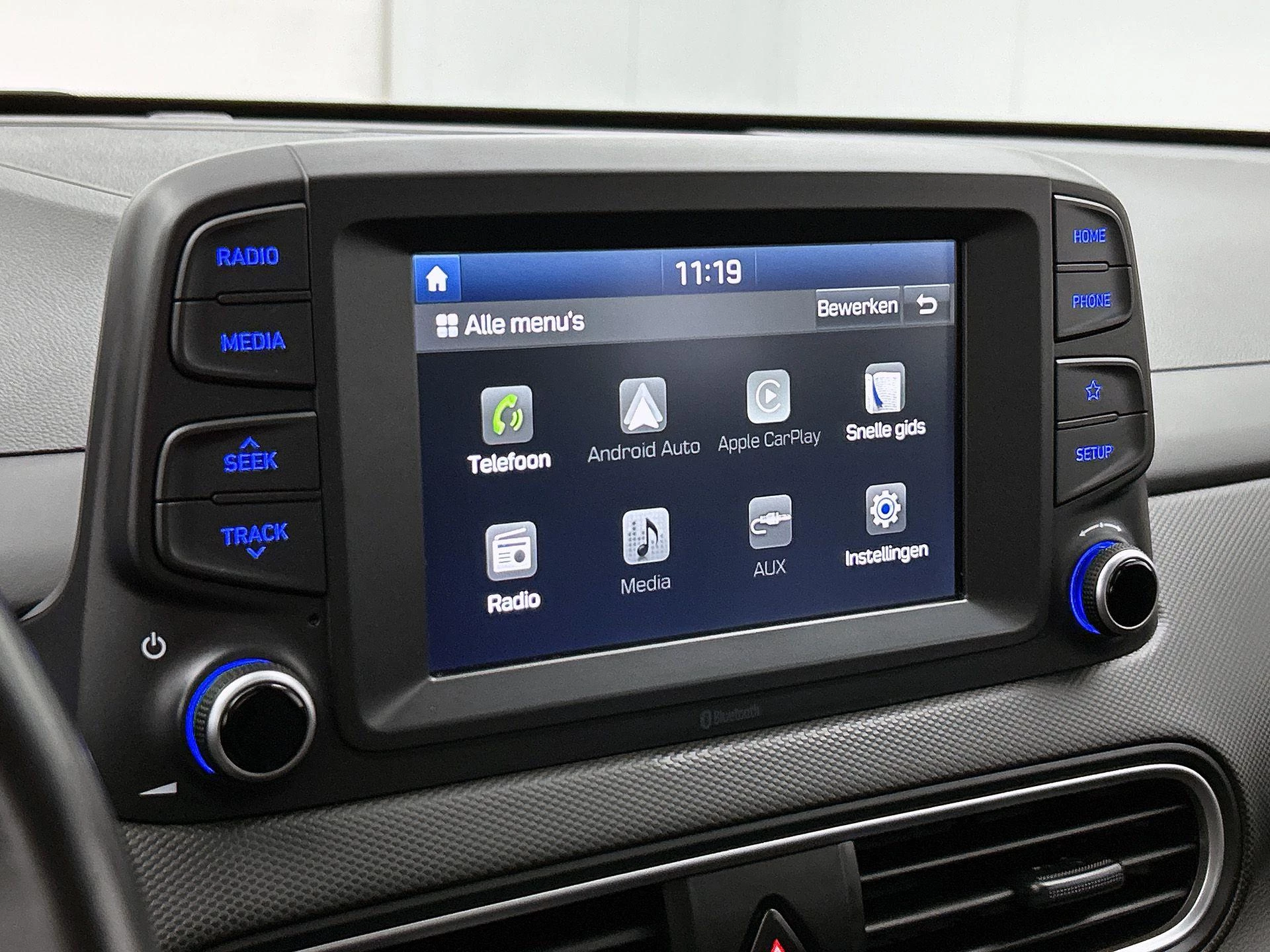 Hyundai-Kona-image-11