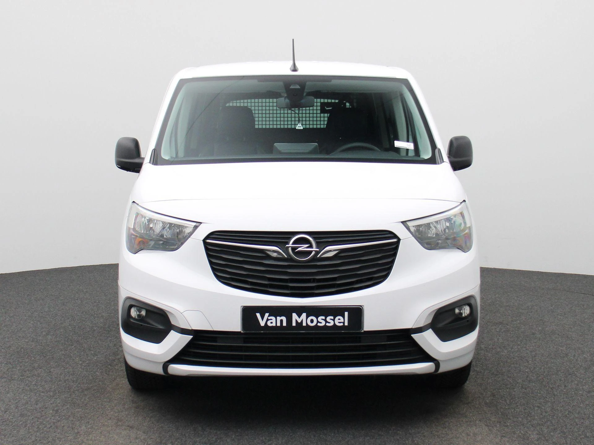 Opel-Combo Life-image-2