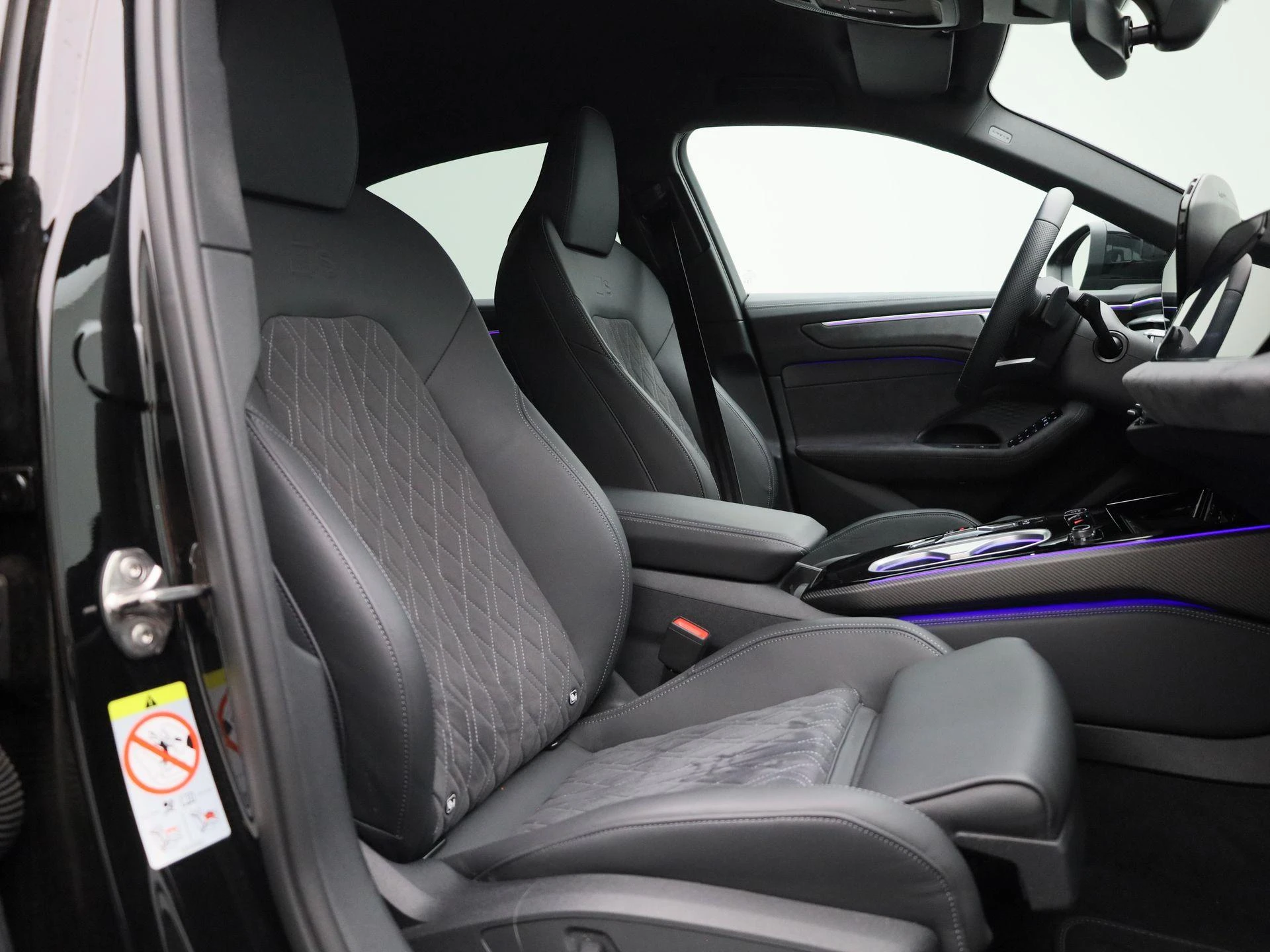Audi-A6-image-43