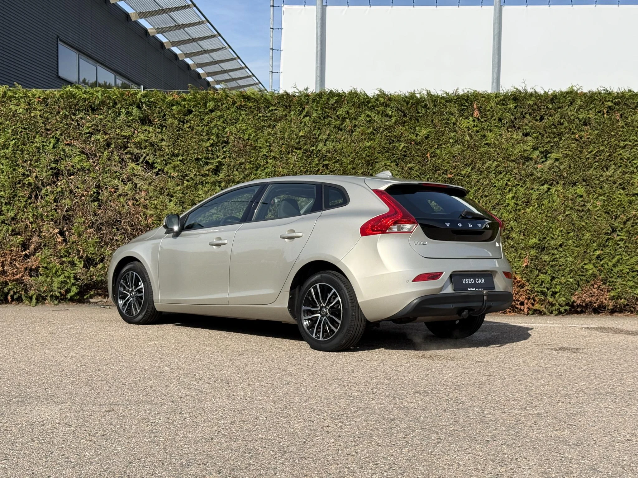 Volvo-V40-image-3