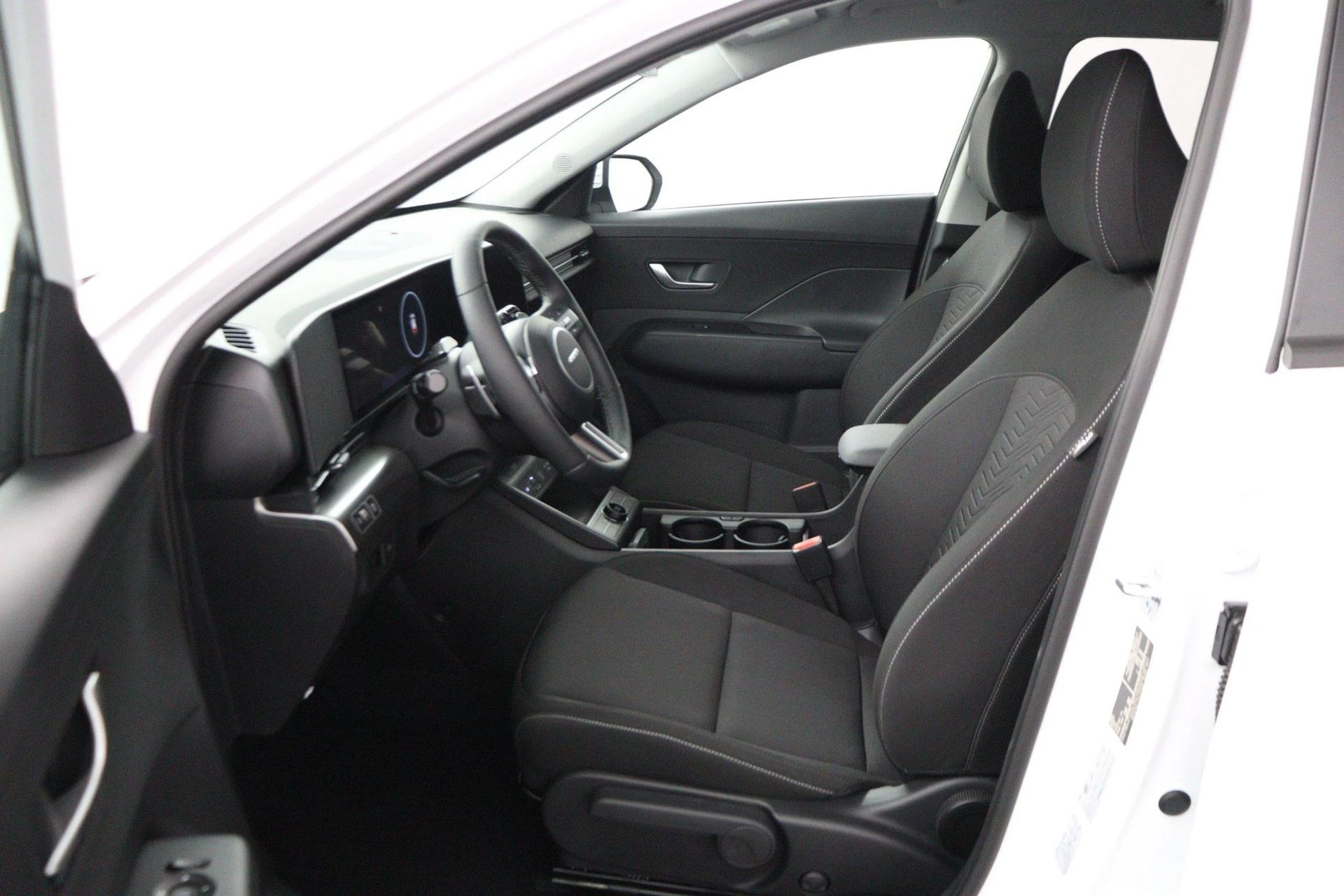 Hyundai-Kona-image-13