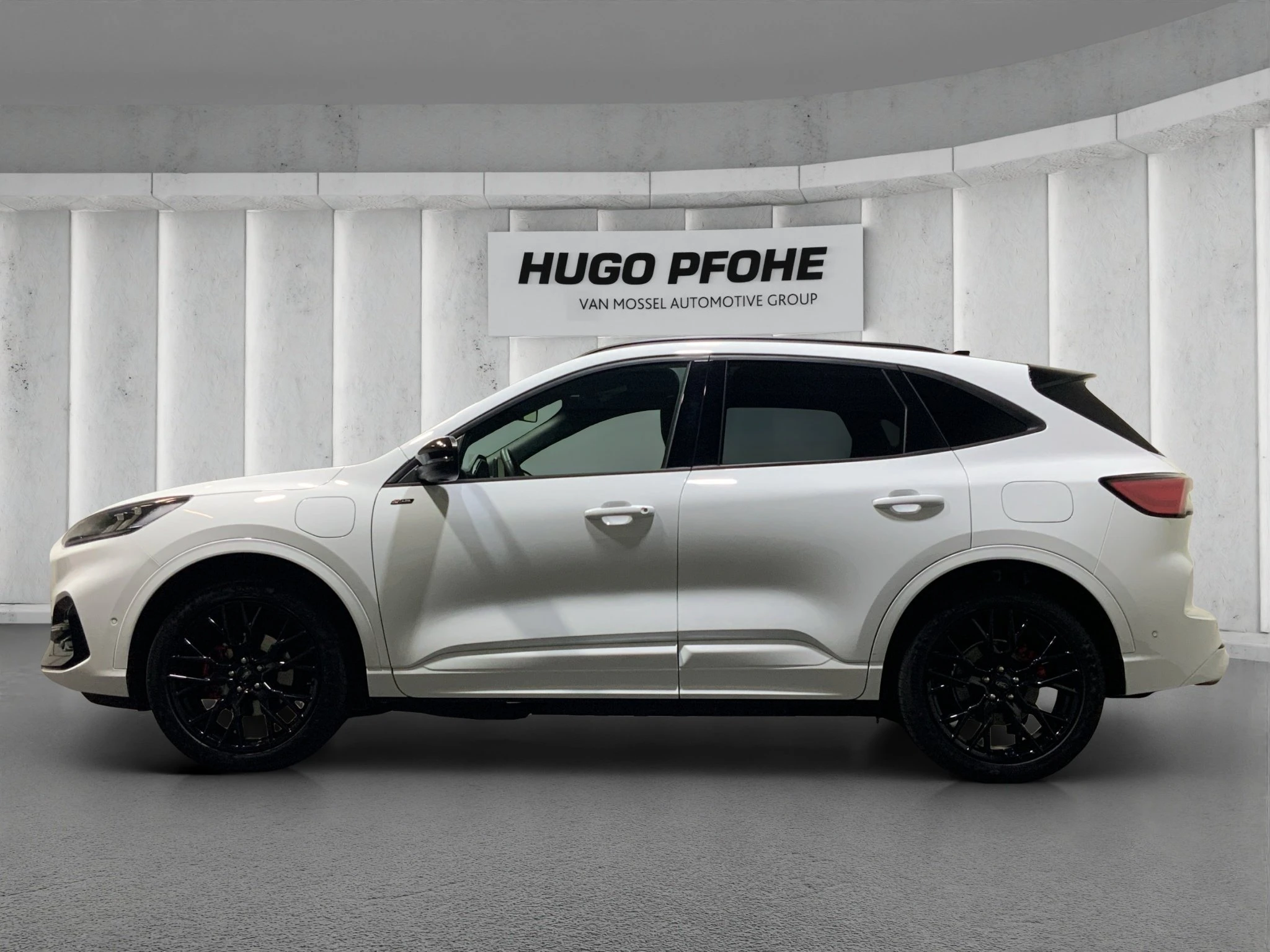 Ford Kuga 2.5 Duratec PHEV ST-Line X Black Package | HUD | Pano | ACC