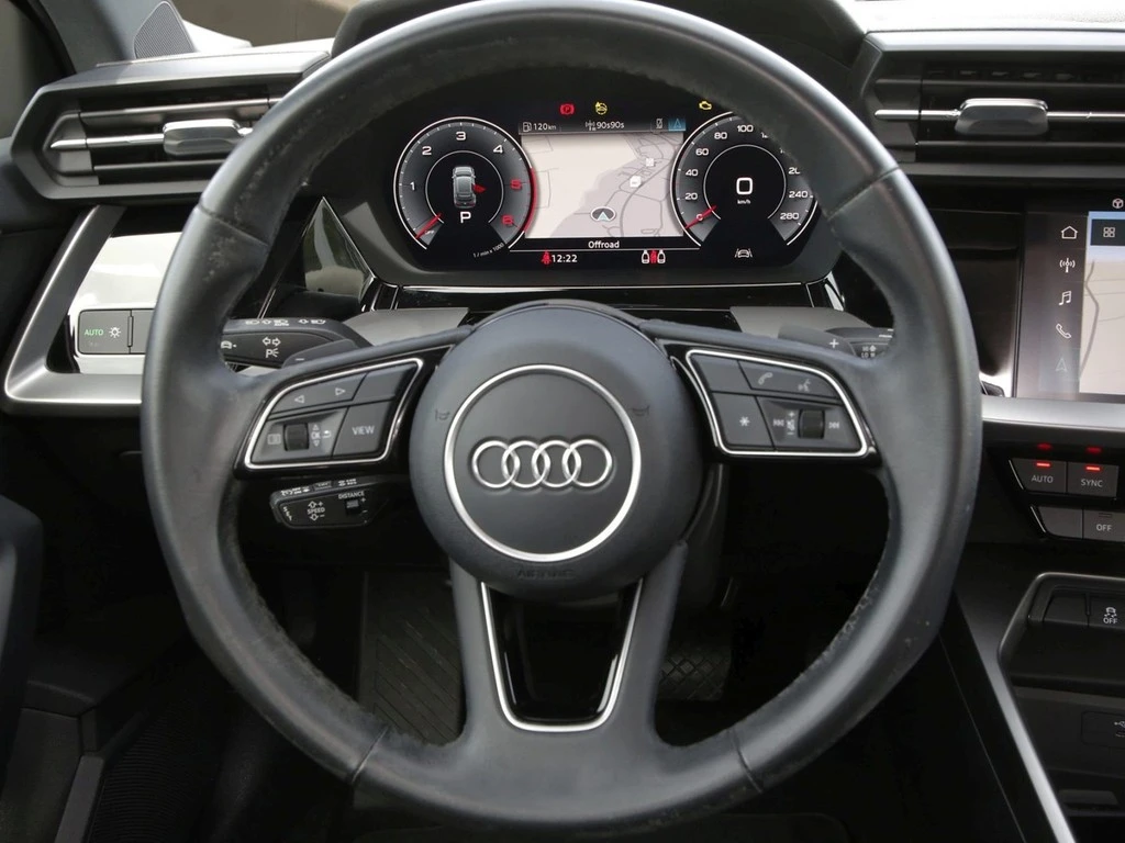 Audi A3 Sportback 30 TDI basis NAVI+VC RFK+PDC KLIMAA