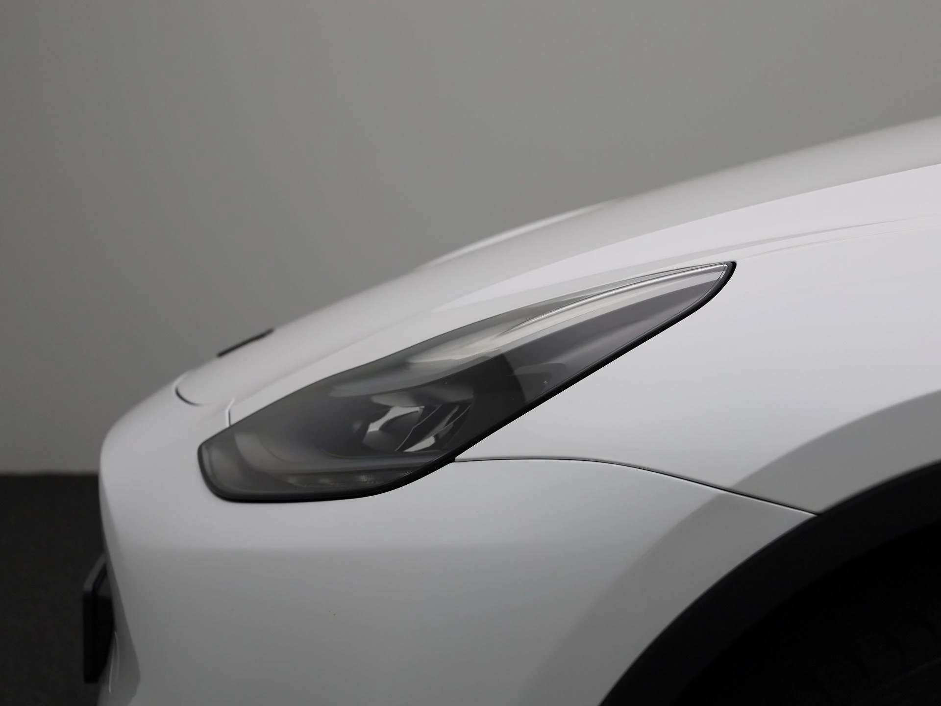 Tesla Model Y Long Range Dual Motor AWD