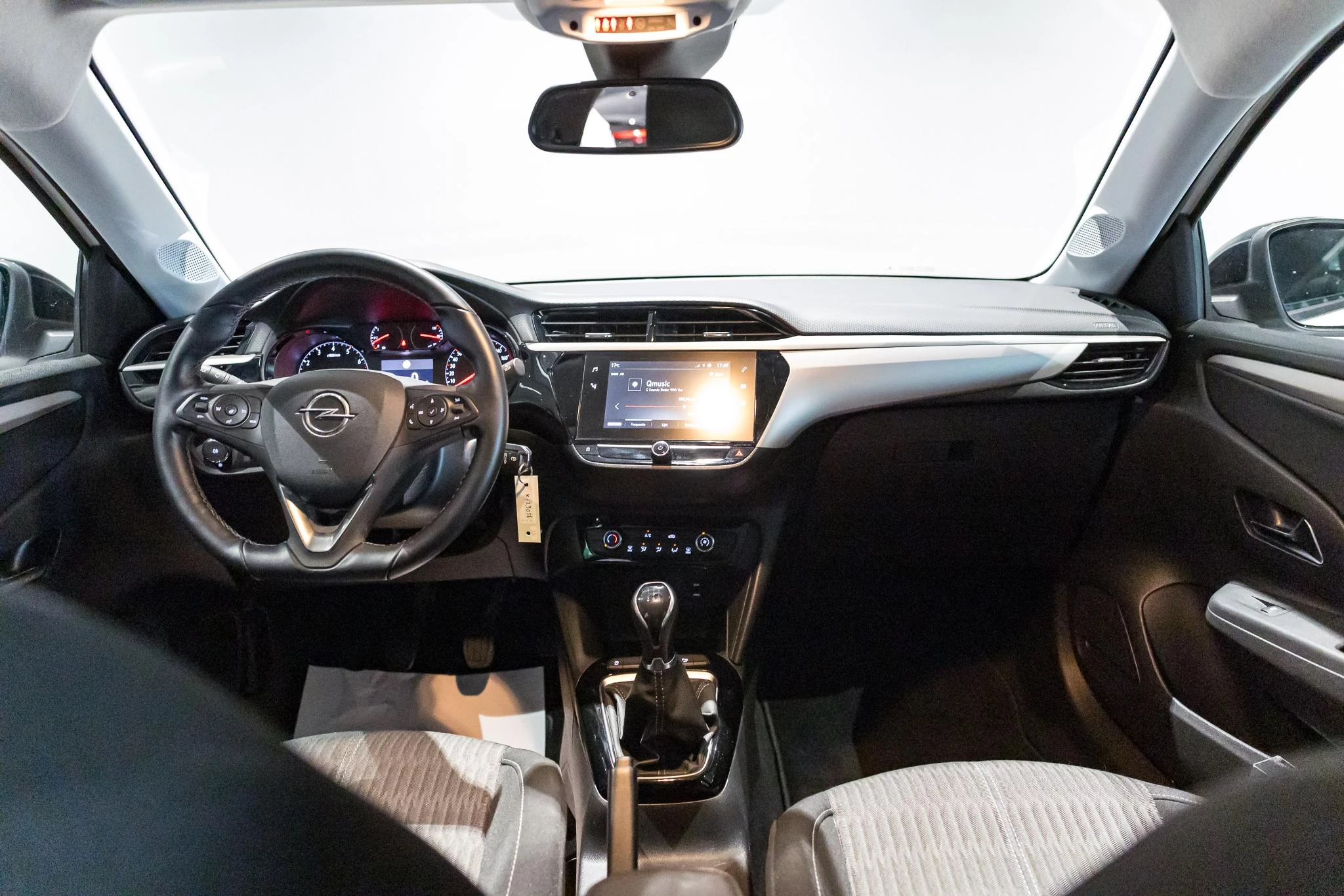 Opel-Corsa-image-14