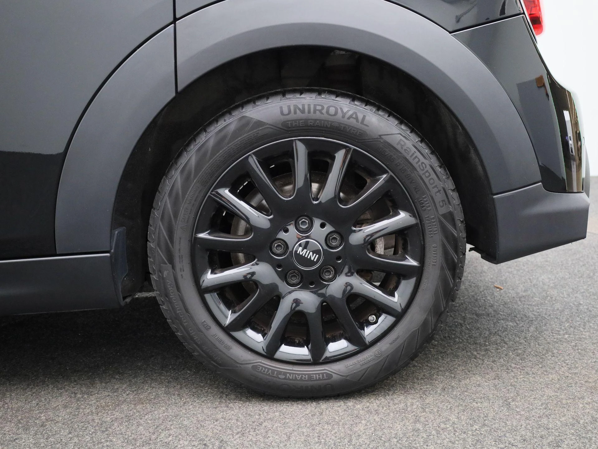MINI-One-image-12