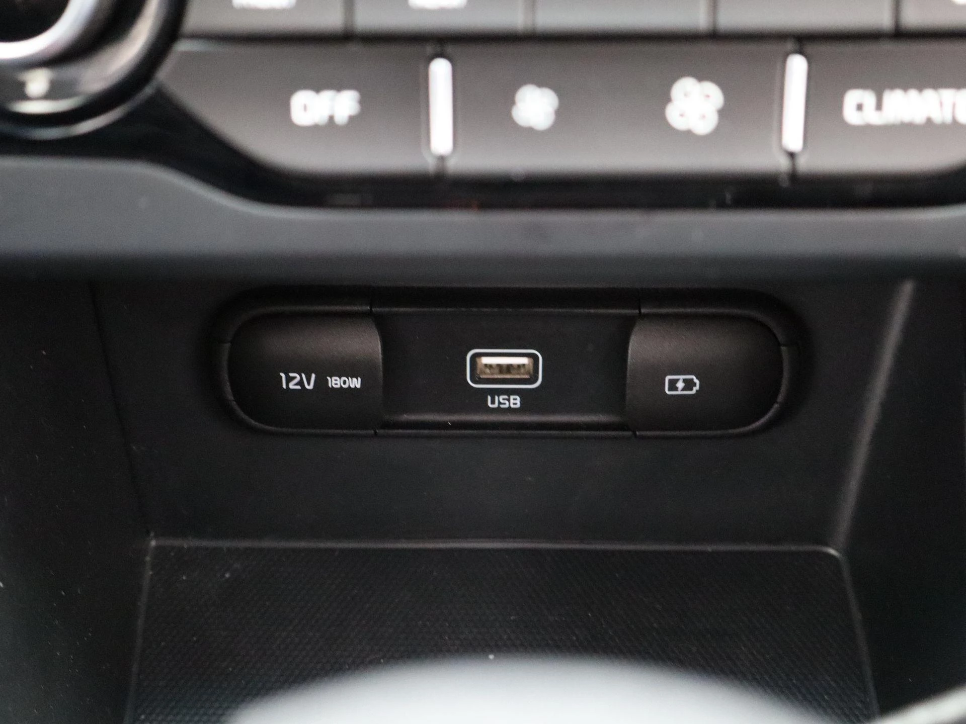 Kia-Niro-image-17