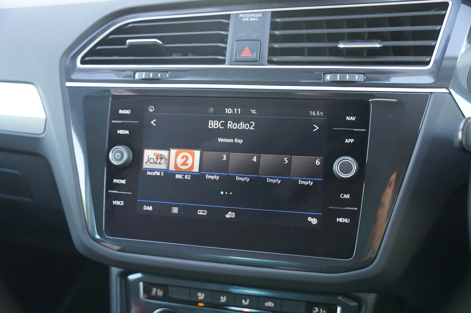Volkswagen-Tiguan-image-23