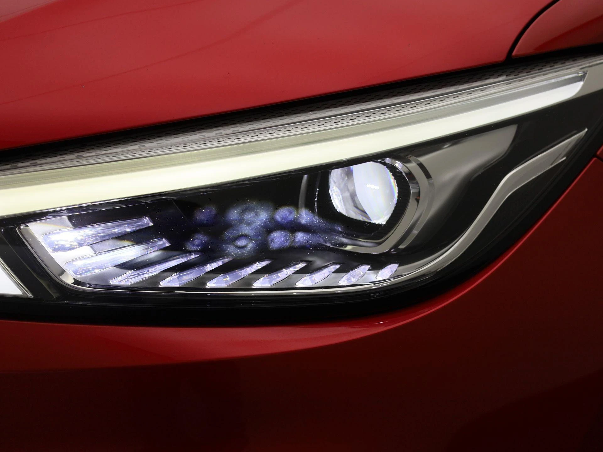 MG-ZS EV-image-13