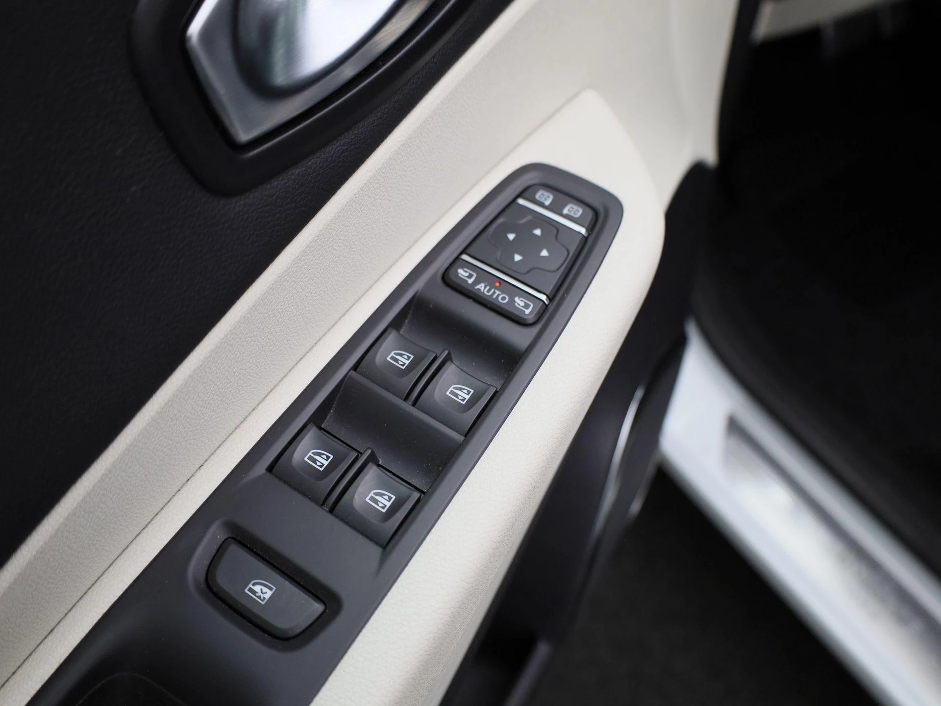 Renault-Captur-image-30