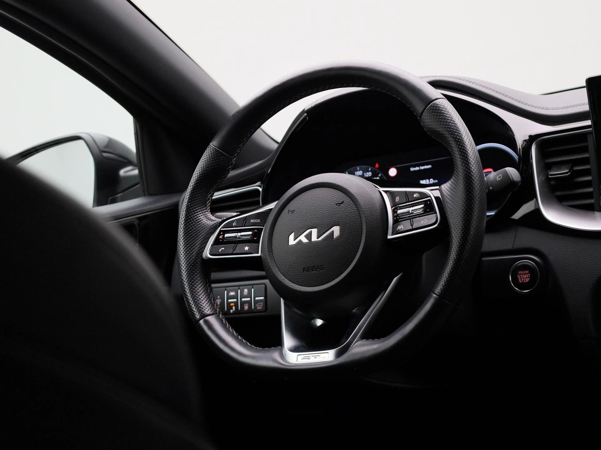 Kia-ProCeed-image-39