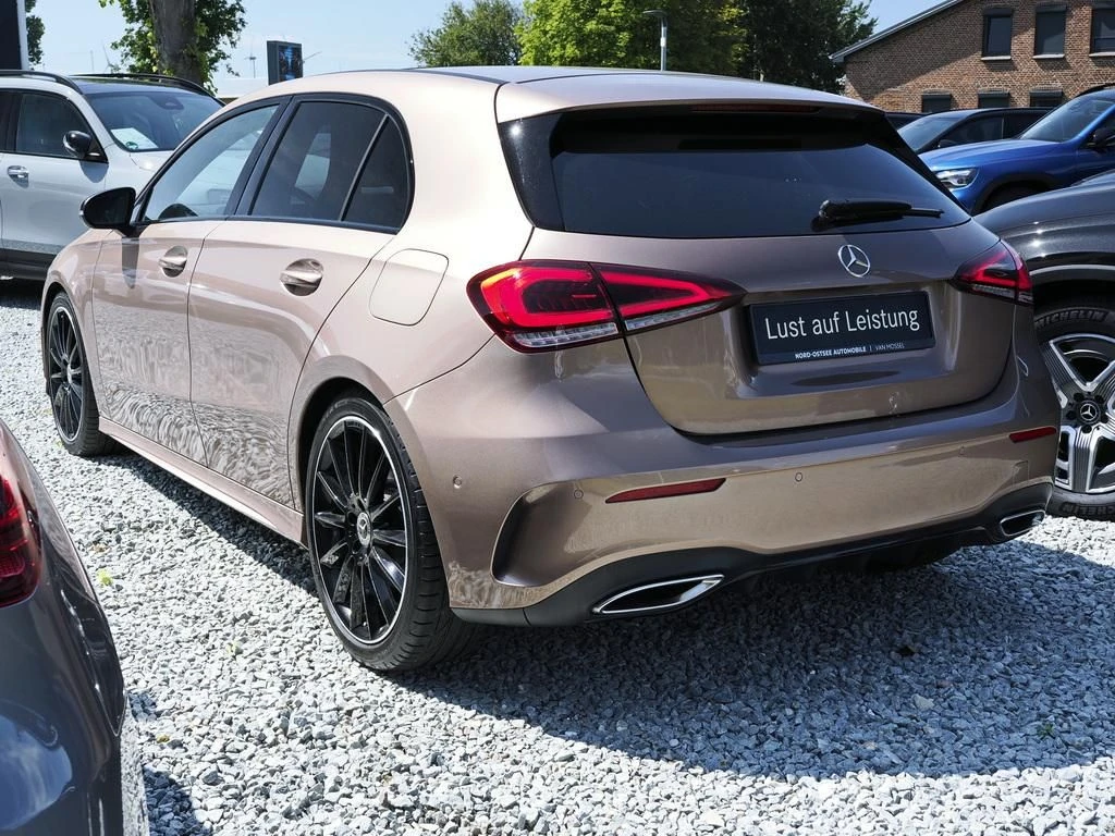 Mercedes-Benz-A-Klasse 220 d-image-5