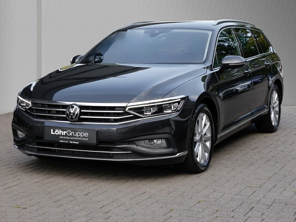 Volkswagen-Passat-image-1