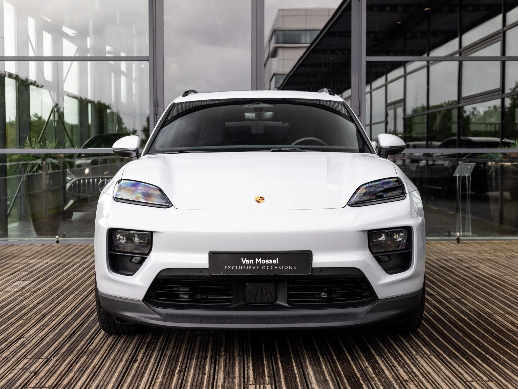 Porsche-Macan-image-1