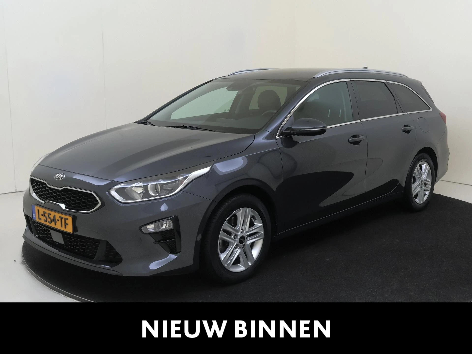 Kia-Ceed Sportswagon-image-0
