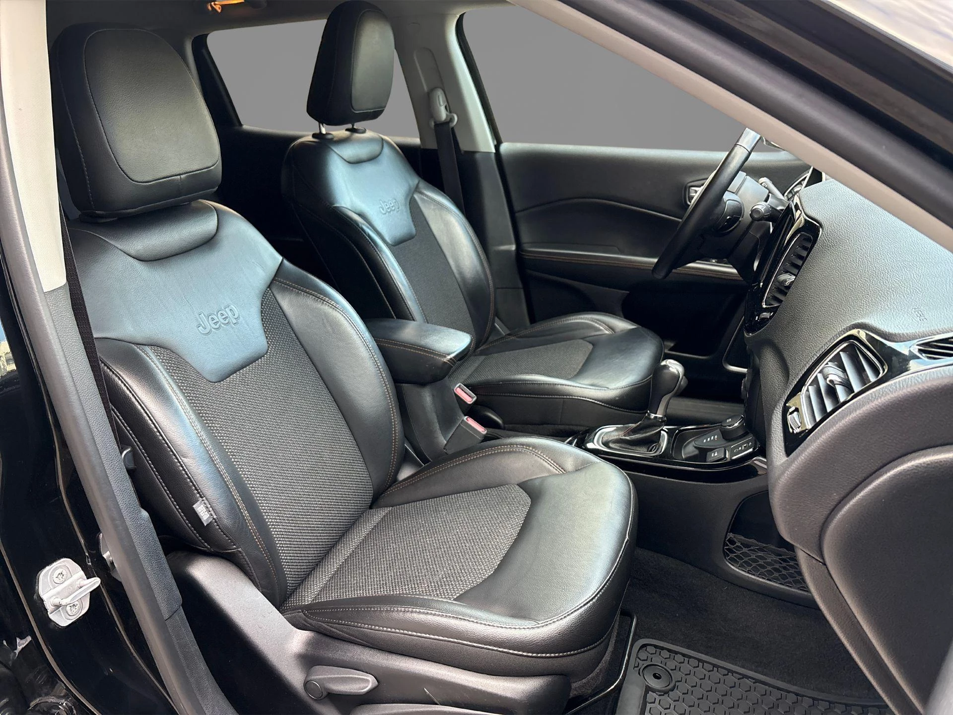 Jeep-Compass-image-5