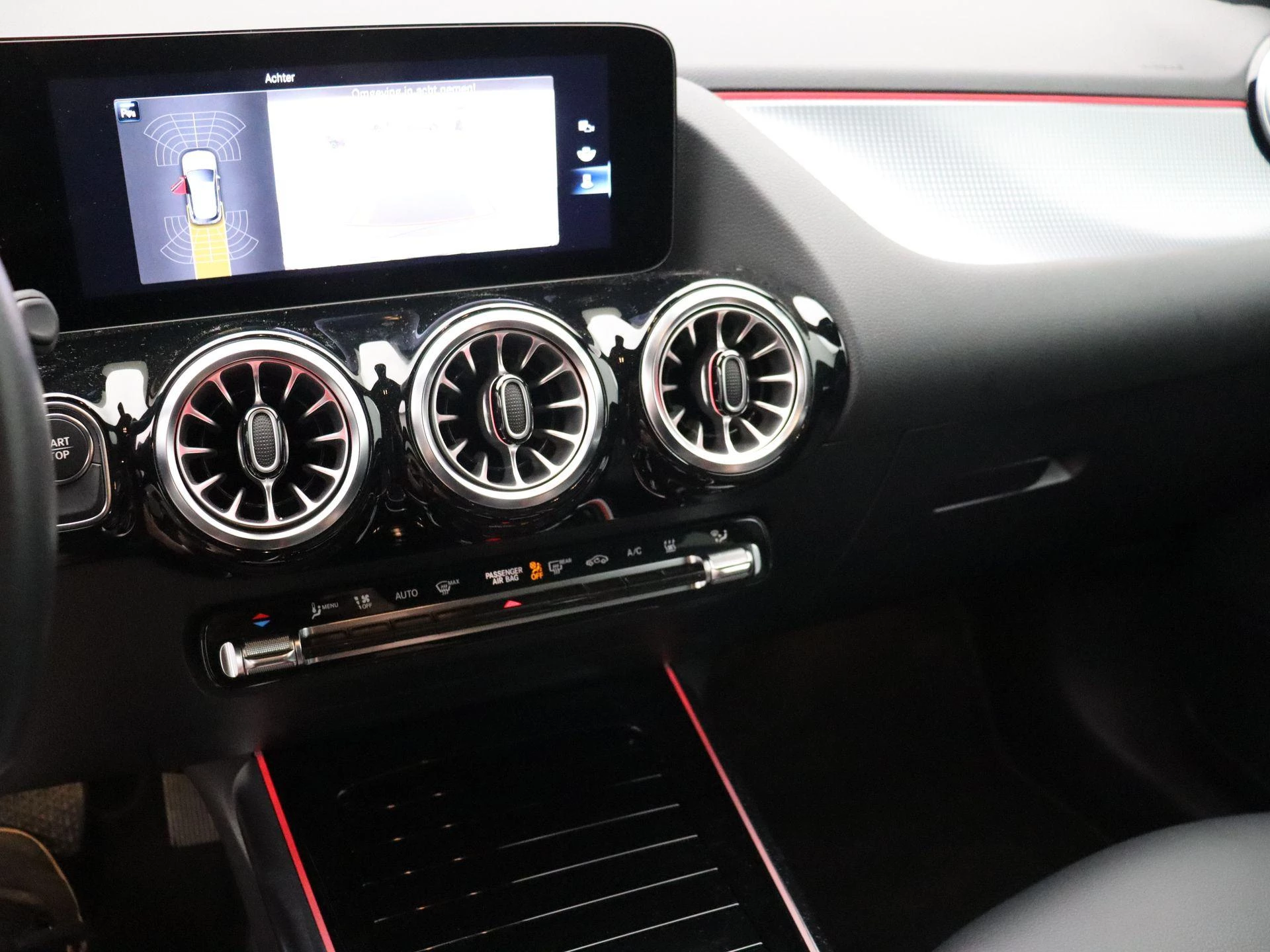 Mercedes-Benz EQA 250 Business Line