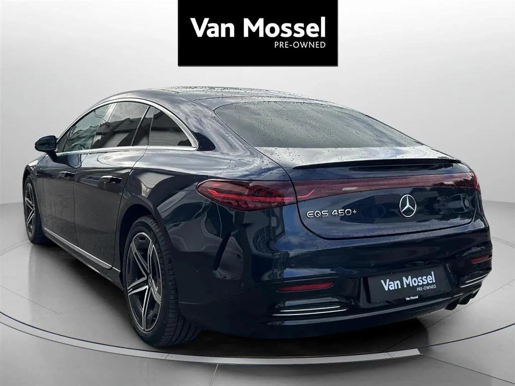 Mercedes-Benz-EQS-image-6