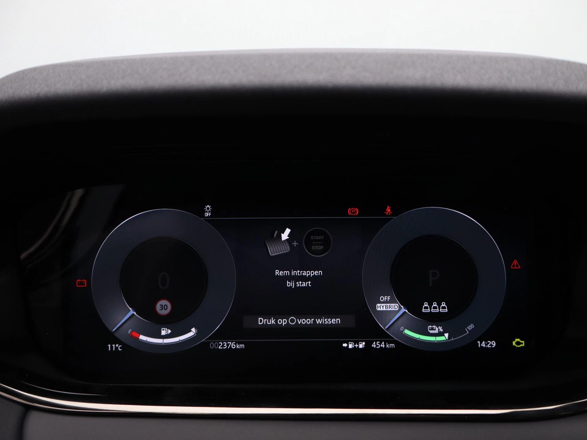 Land Rover-Range Rover Evoque-image-7