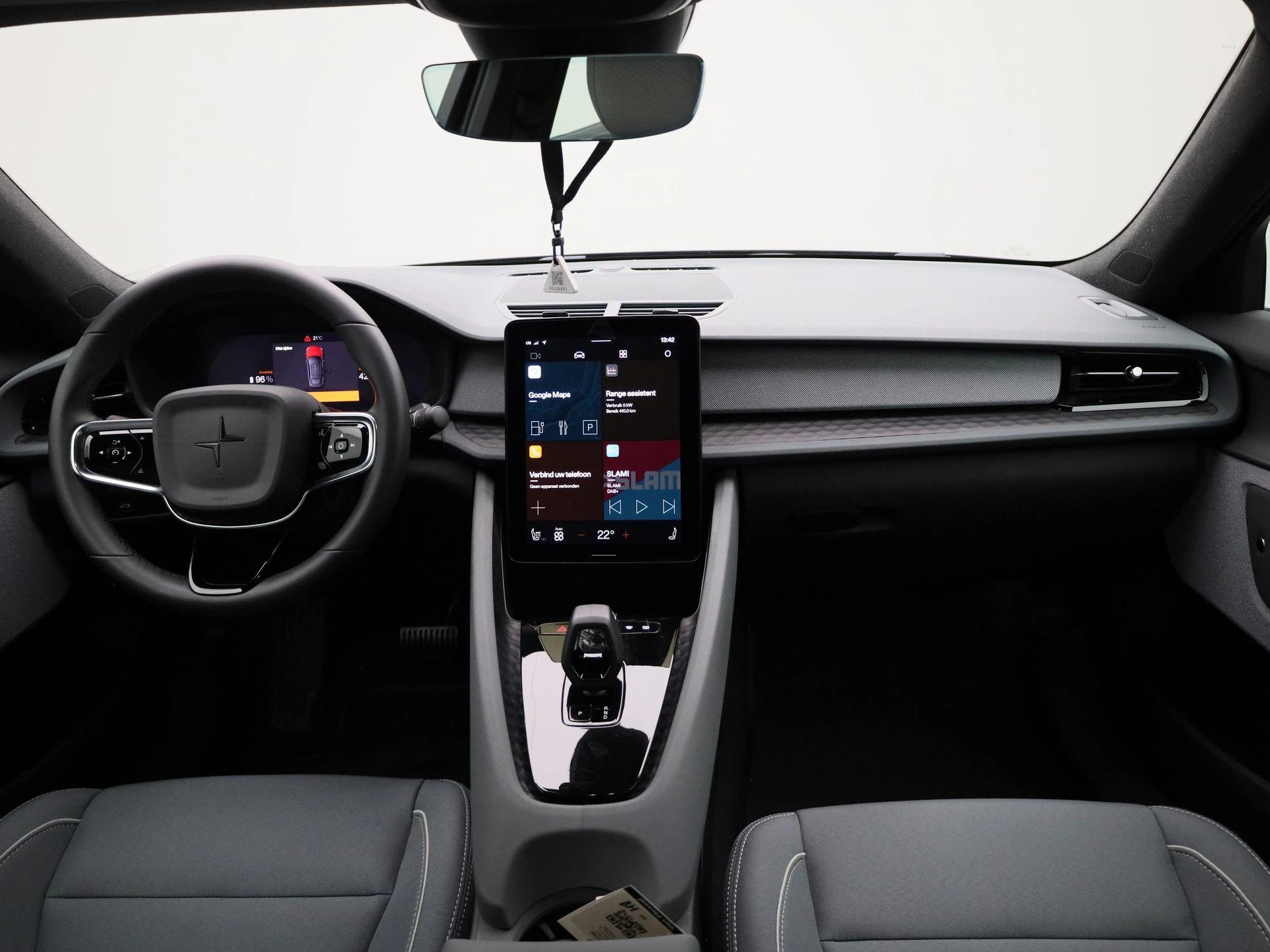 Polestar-2-image-36