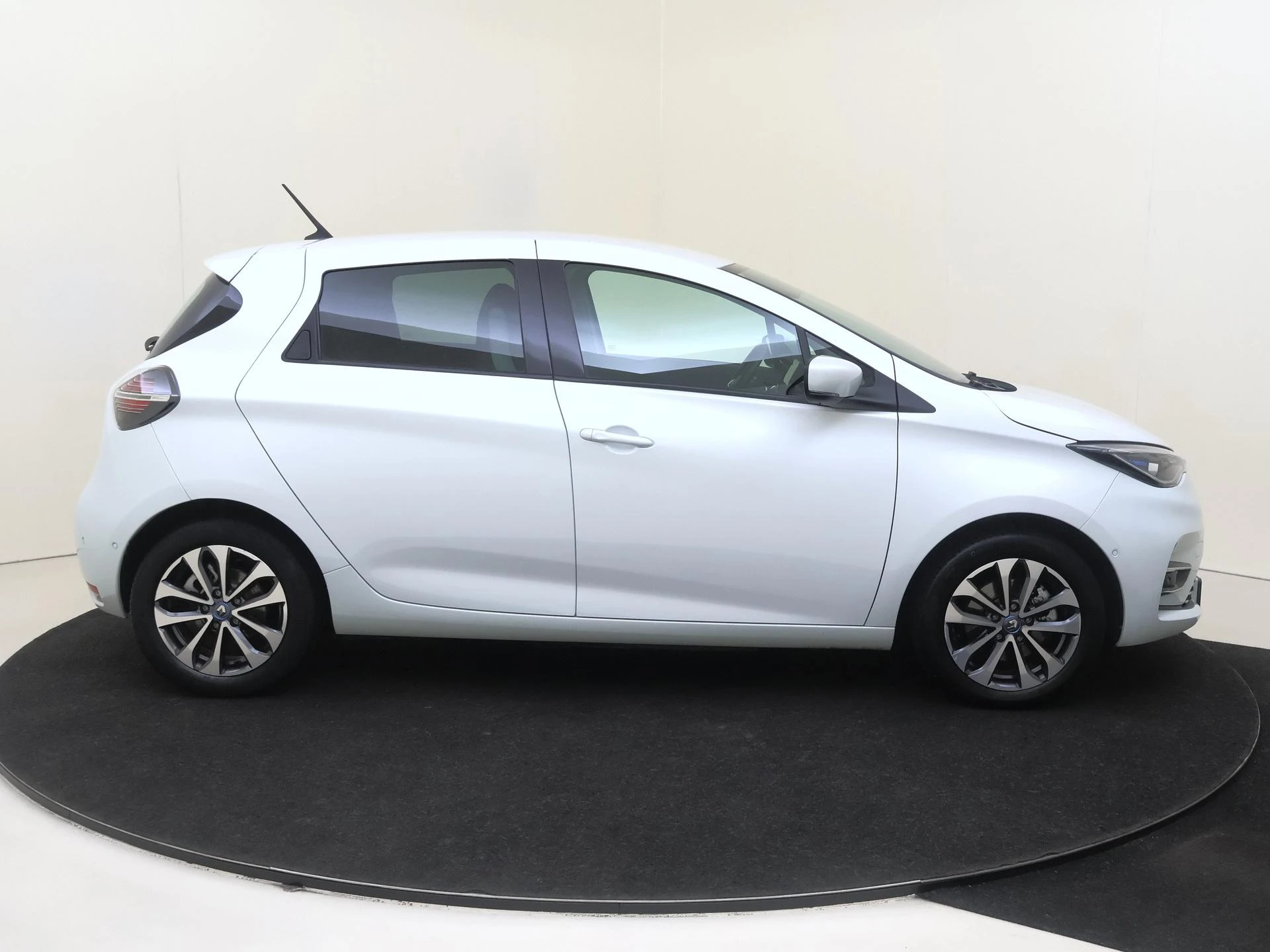 Renault-ZOE-image-8