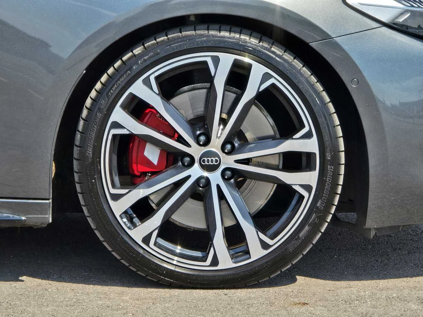 Audi-S5-image-4