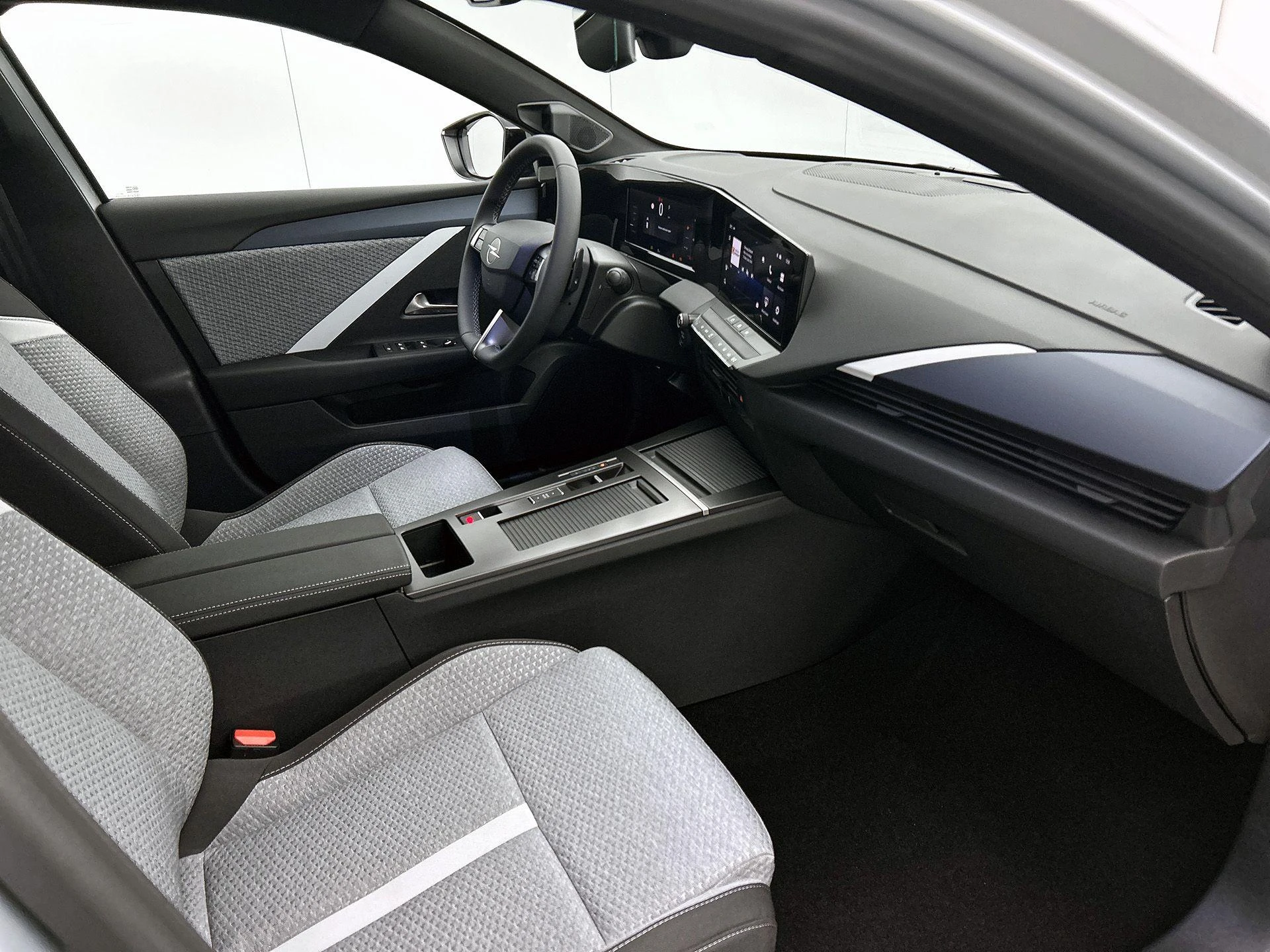 Opel-Astra-image-22