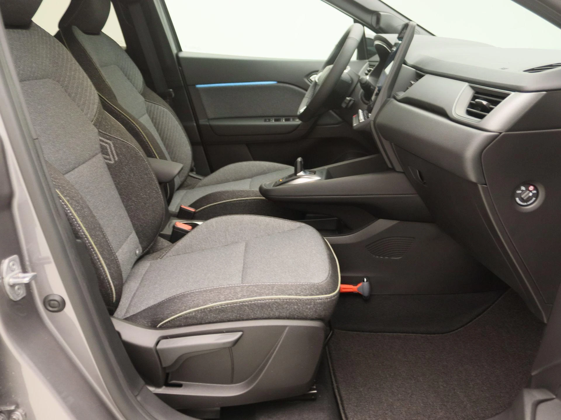 Renault-Captur-image-22
