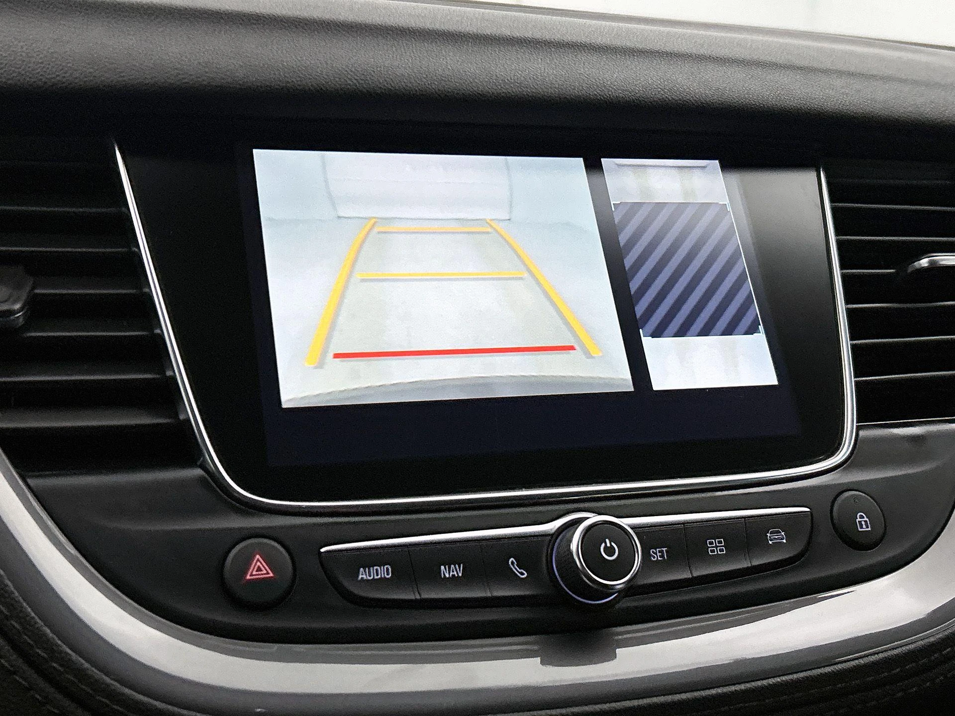 Opel-Grandland X-image-10