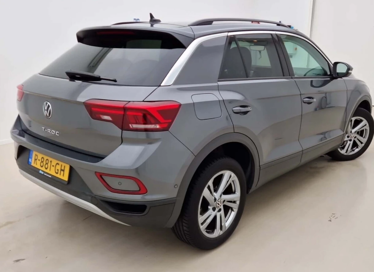 Volkswagen-T-Roc-image-1
