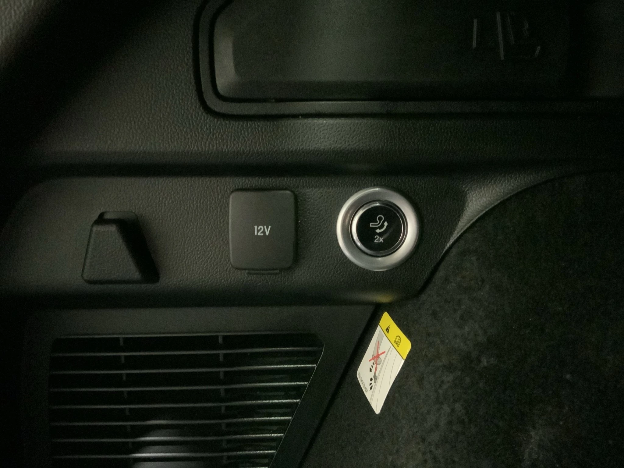 Ford Kuga ST-Line X Aut.*PANO*AHK*360GRAD*LED-MATRIX*NAVI*GRA*WINTER-PKT.