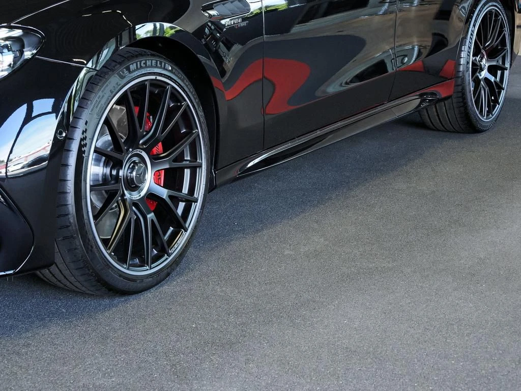 Mercedes-AMG-E-Klasse 53 AMG-image-2