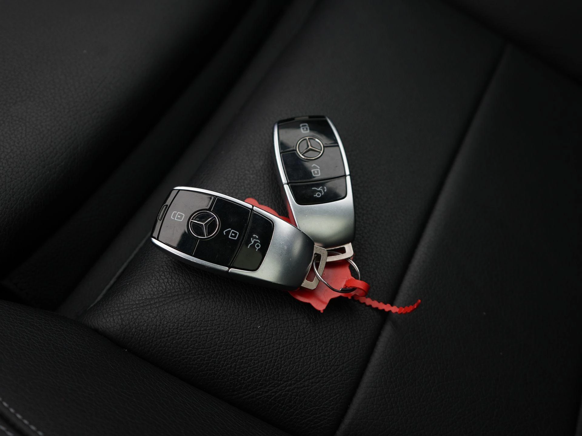 Mercedes-Benz-E-Klasse-image-26