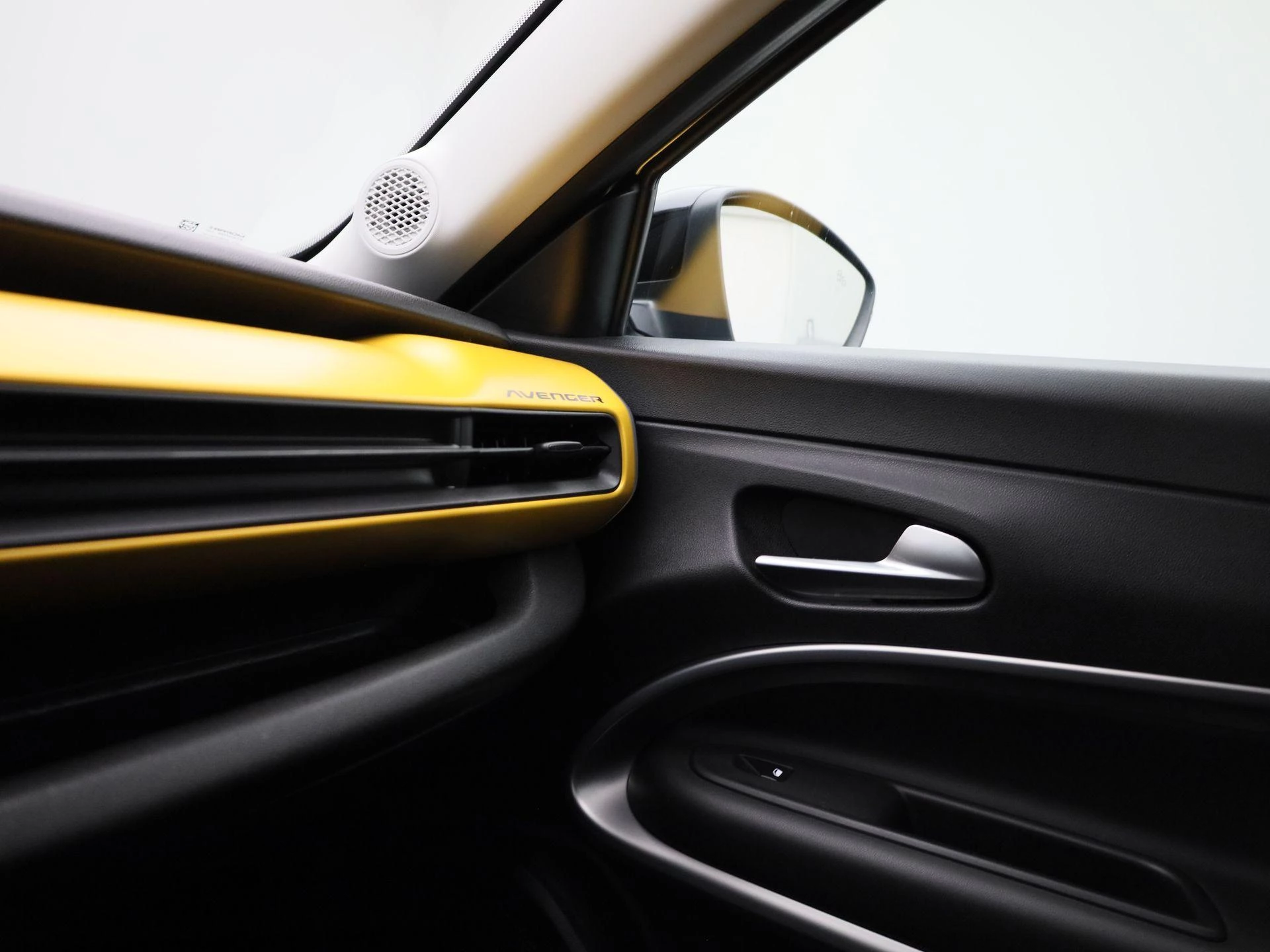 Jeep-Avenger-image-25