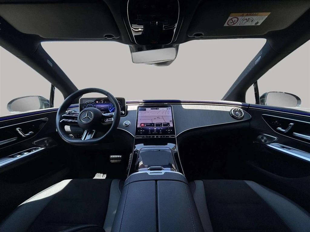 Mercedes-Benz-EQE-image-12