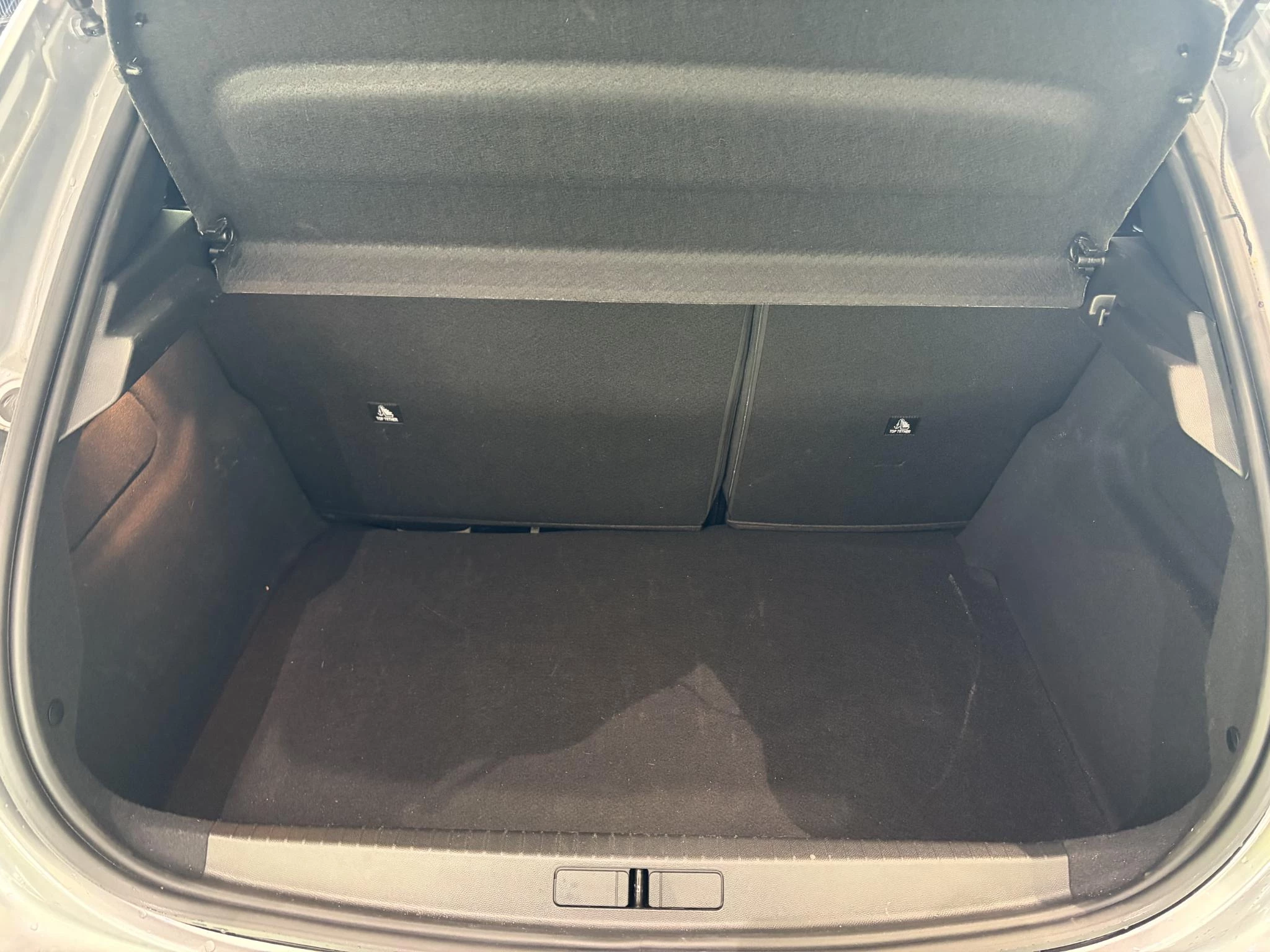 Peugeot 208 1.2 Hybrid 145 e-DCS6 GT