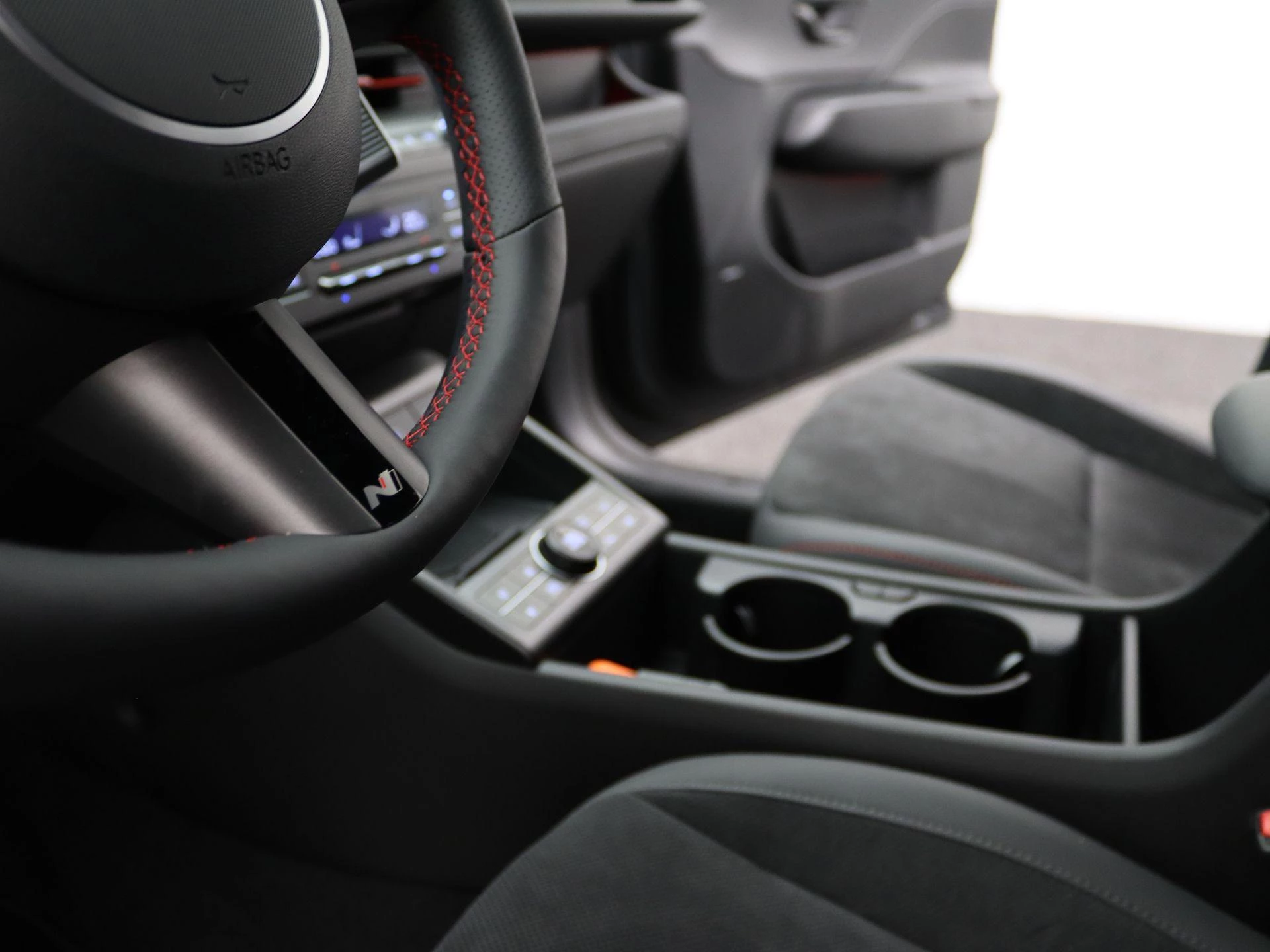 Hyundai-Kona-image-29